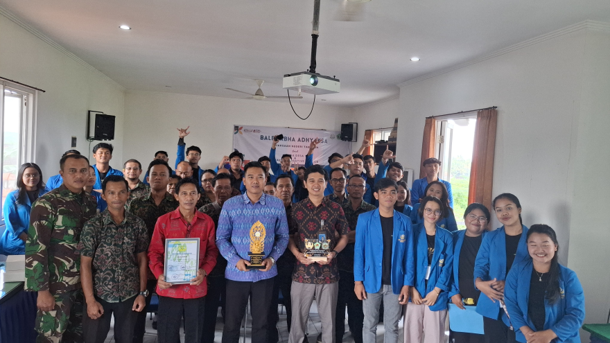 Penutupan Mahasiswa Kuliah Kerja Nyata (KKN) Universitas Warmadewa di Desa Kuwum
