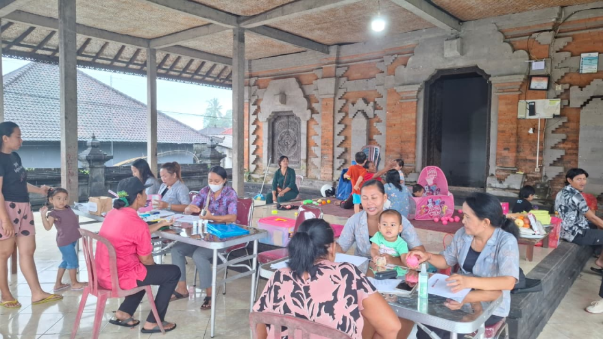 Posyandu Siklus Hidup 6 SPM Kenanga II di Balai Banjar Dinas Kuwum Mambal, Desa Kuwum, Kecamatan Marga, Kabupaten Tabanan