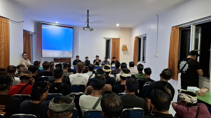 Kegiatan Reses Anggota DPRD Kabupaten Tabanan Bapak I Putu Eka Putra Nurcahyadi, SH.,MH bertempat di Kantor Desa Kuwum