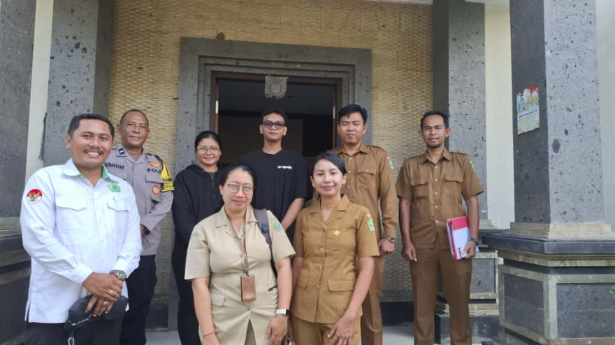Konseling Program Semara Ratih kepada Calon Pengantin bertempat di Kantor Desa Kuwum