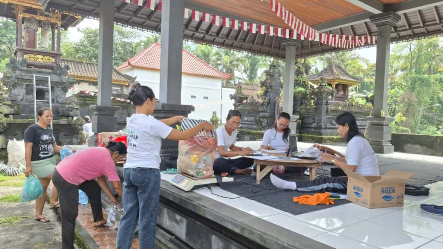 Bank Sampah Bija Asri di Balai Banjar Dinas Kuwum Ancak Bija, Desa Kuwum, Kecamatan Marga, Kabupaten Tabanan